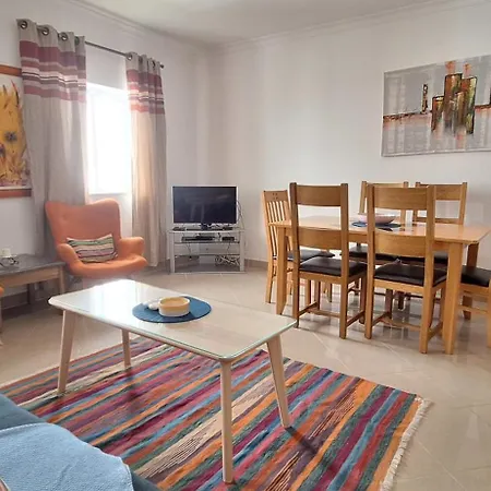 Manu's Place Apartment *