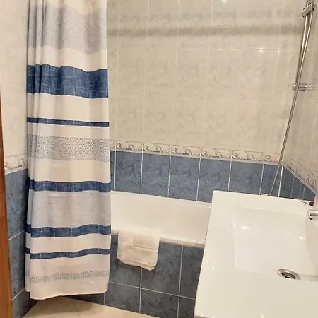 Manu's Place אלבופיירה